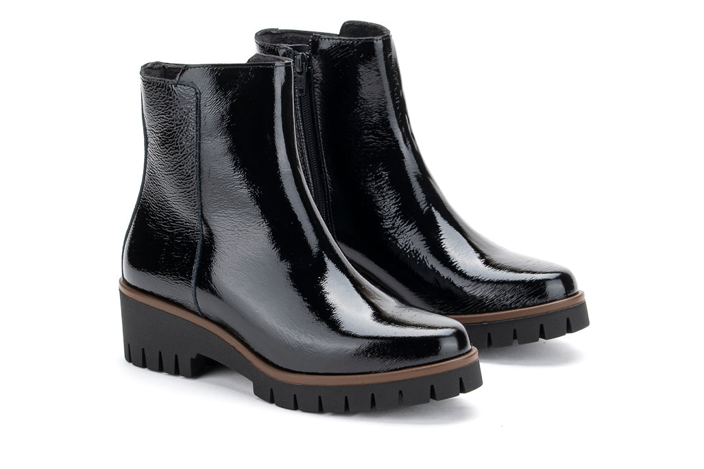 BOTINES